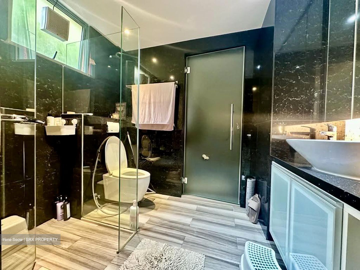 Casuarina Cove (D15), Condominium #629742581